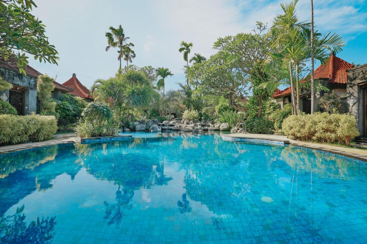 Parigata Villas Resort Санур Экстерьер фото