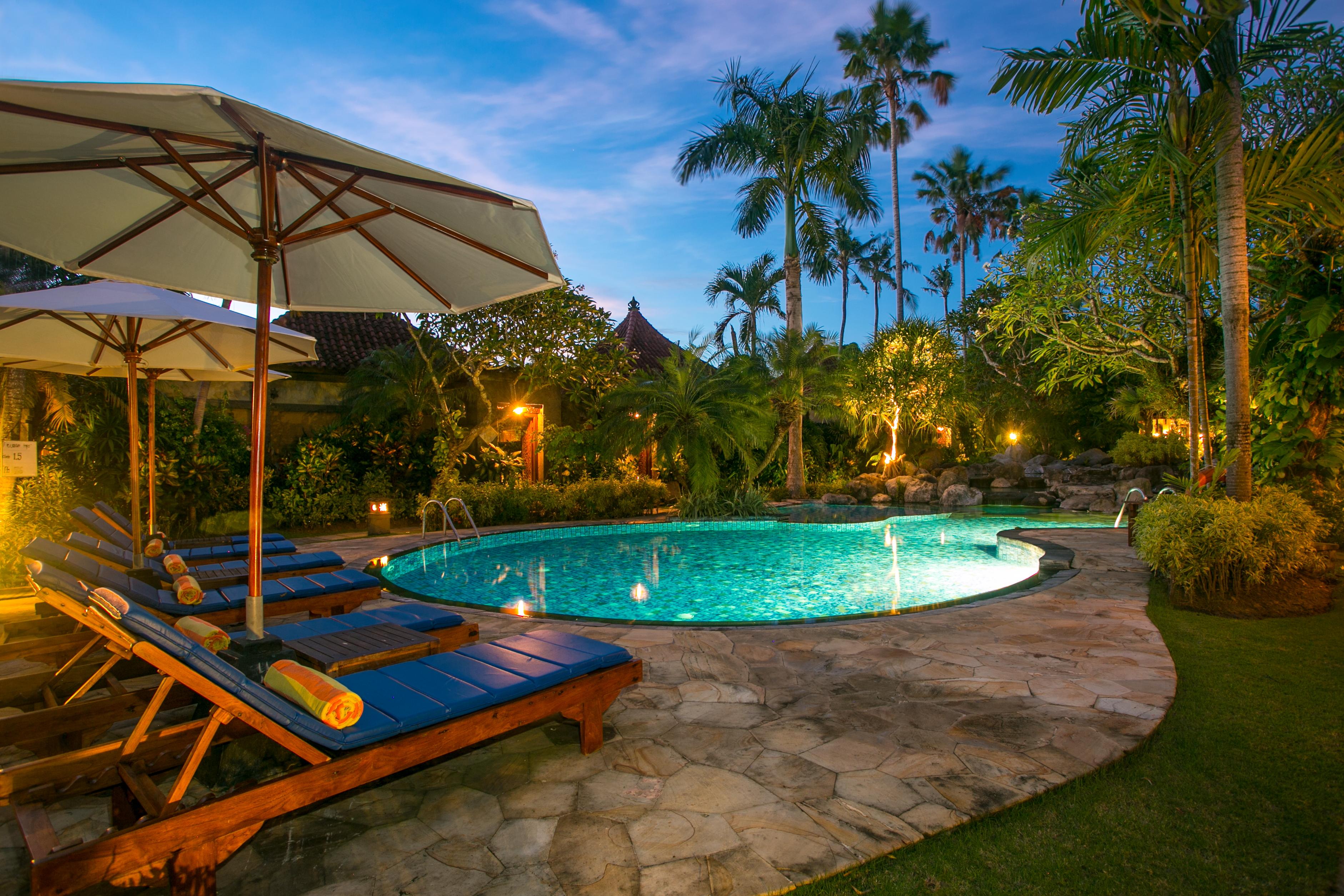 Parigata Villas Resort Санур Экстерьер фото